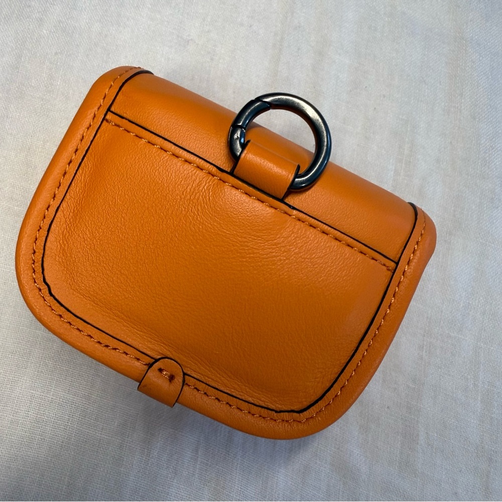 ๐๐๐WEEKEND SALE๐๐๐Coach Orange Leather Mini Pouch - Picture 2 of 7